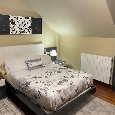 Habitaciones En Chalet Con Jardin โบโอ เด เปียลากอส ภายนอก รูปภาพ