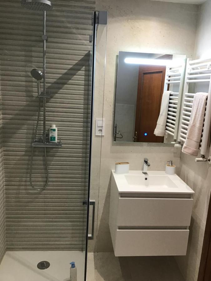 Habitaciones En Chalet Con Jardin โบโอ เด เปียลากอส ภายนอก รูปภาพ